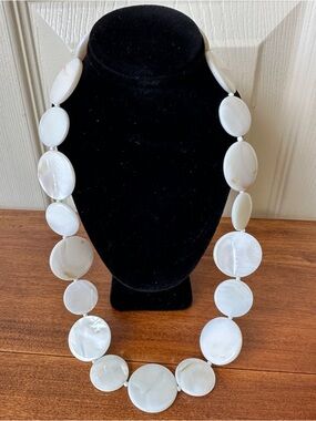 Vintage Mother of Pearl Graduated Disc Necklace - Boho Coastal Statement 22”